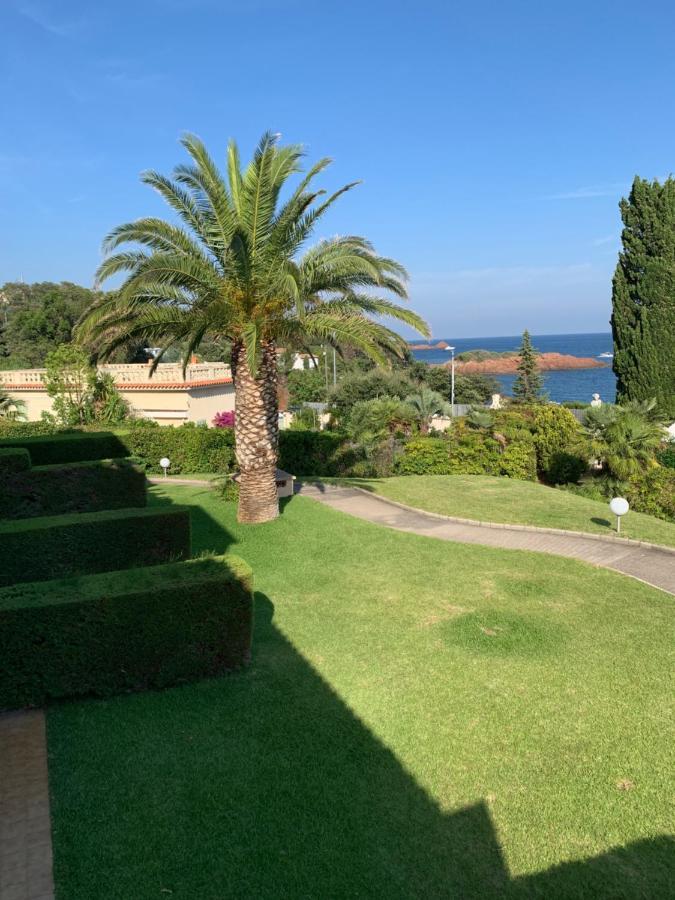 Appartement Vue Mer Domaine Arbore Saint-Raphaël Eksteriør bilde